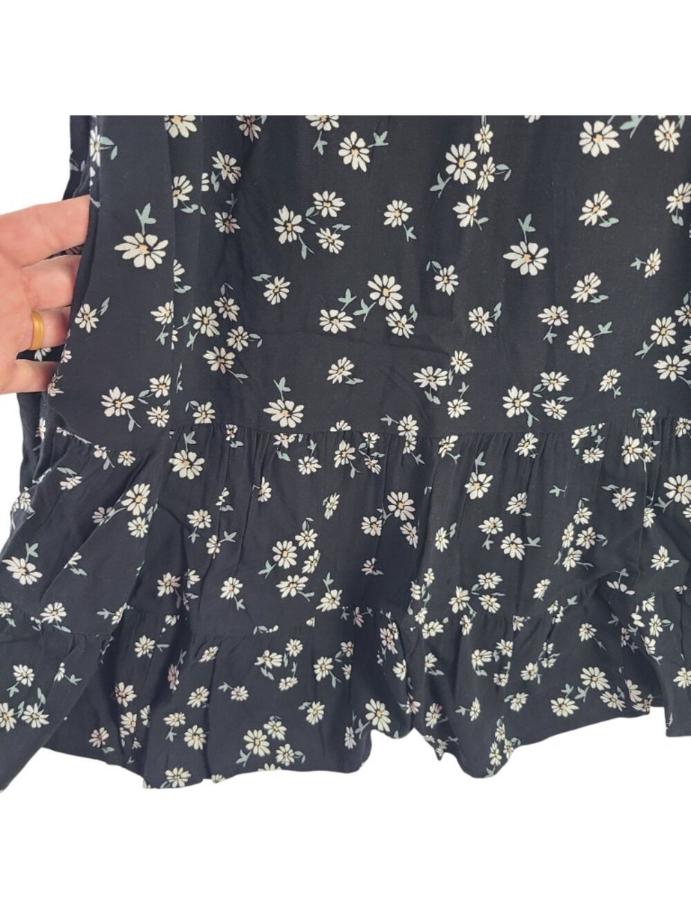 NEW Hollister Floral Tiered Black Mini Dress Spaghetti Straps Size M - Picture 5 of 7